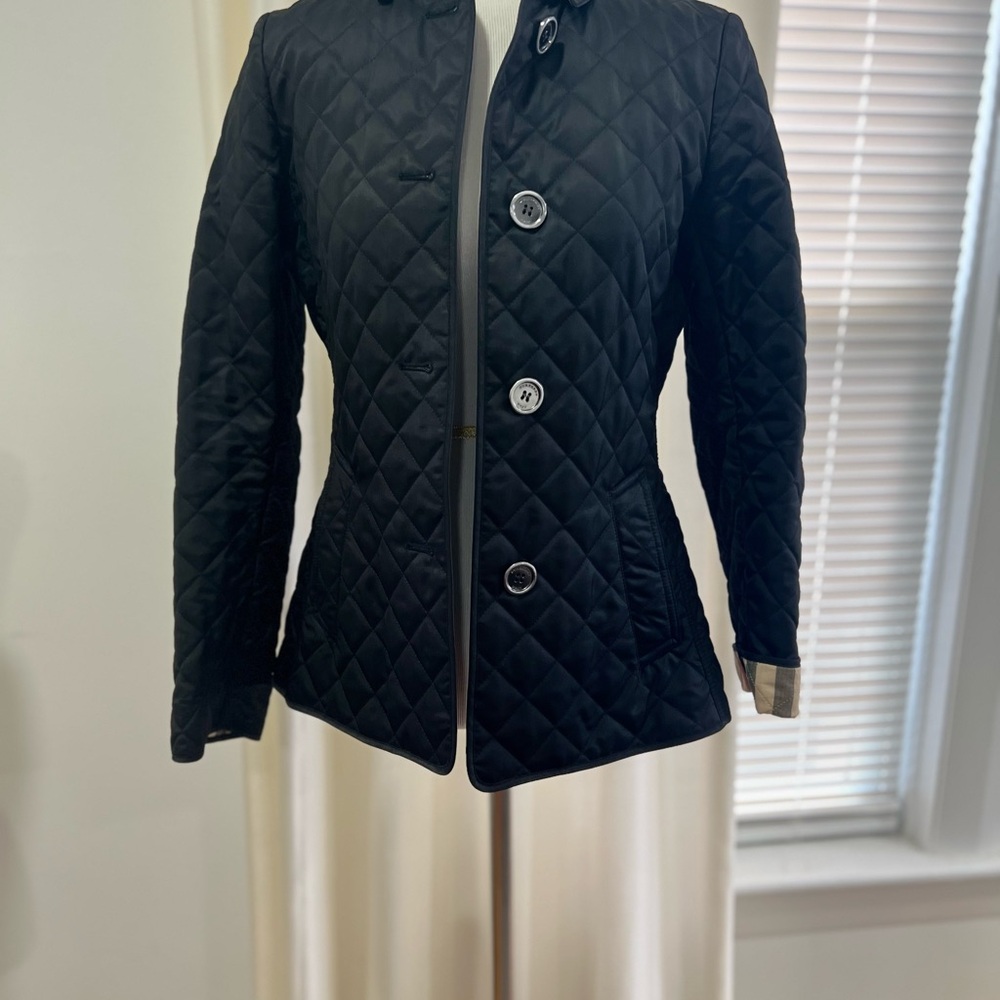 Burberry Women's Black Quilted Jacket